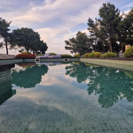 Musa With Private Pool