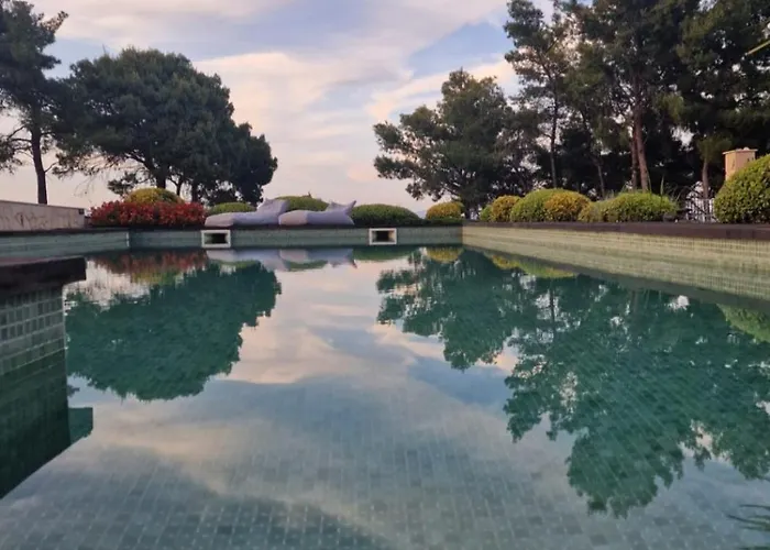 Musa With Private Pool